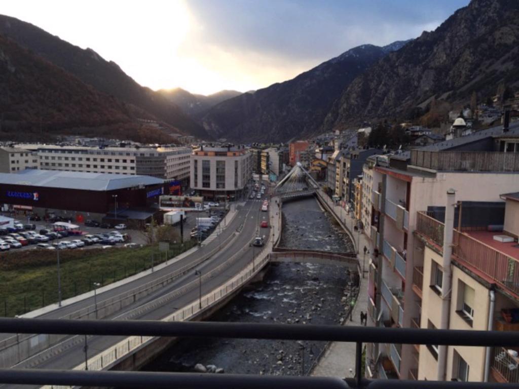 Outdoor Apartaments - Comfort Andorra la Vella Esterno foto